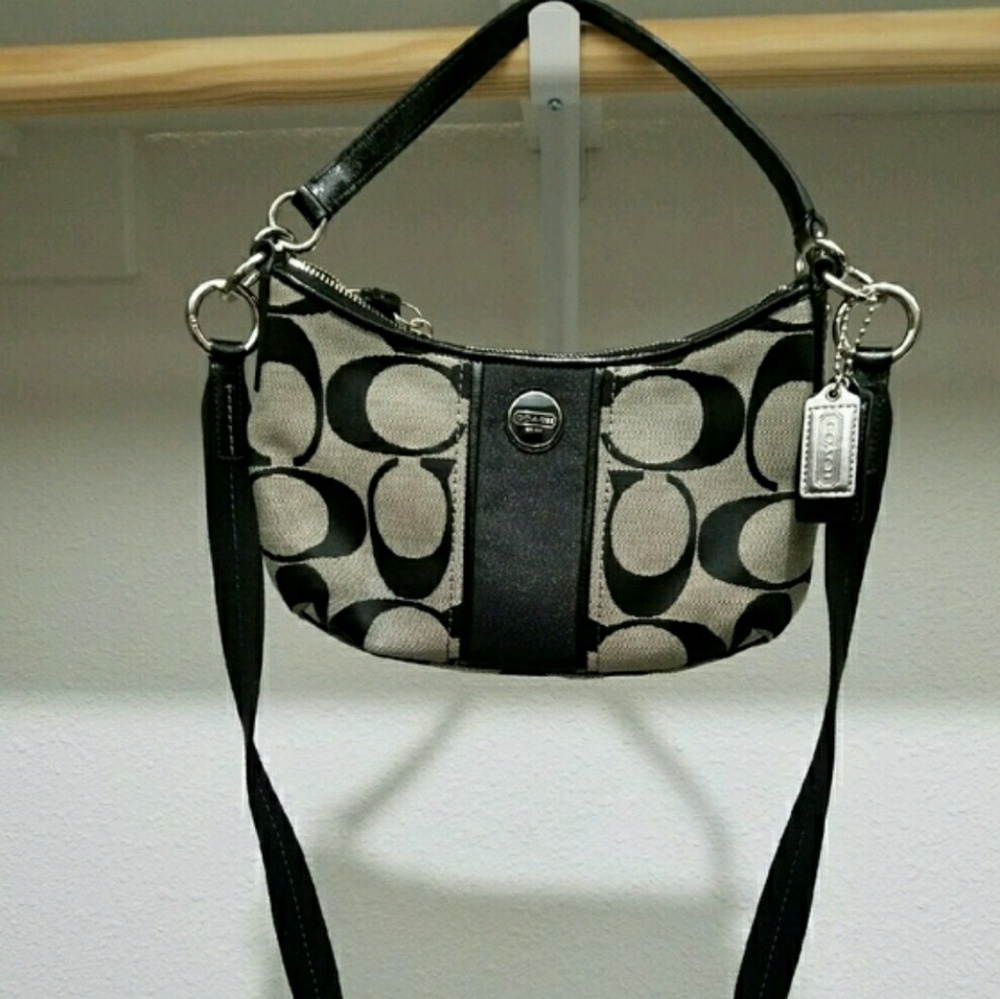 Cross body coach purse